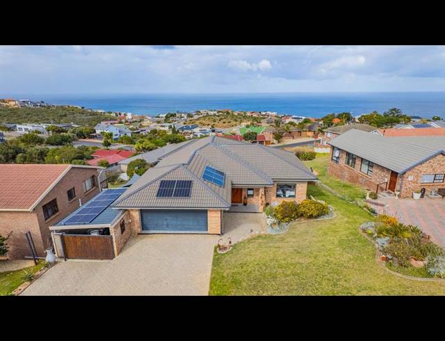 3 BEDROOM HOUSE FOR SALE IN DANA BAY